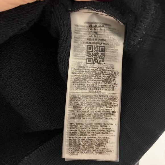 Guess Men’s Black Sweatshirt Size M - Picture 8 of 8